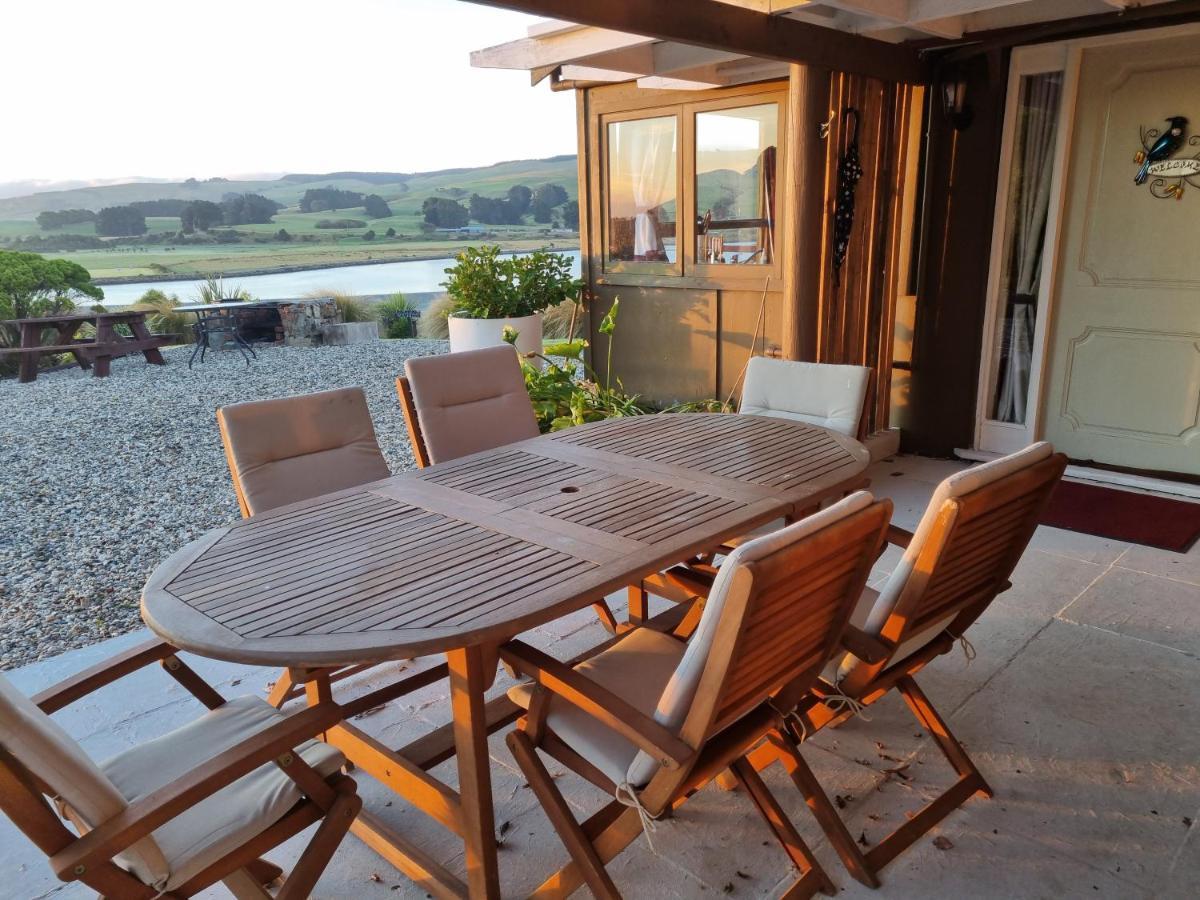 Catlins Lake Sanctuary Owaka Exterior photo